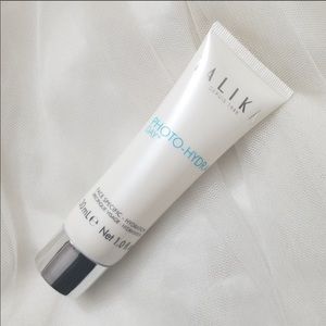 4/$15 Talika photo hydra face specific - hydration